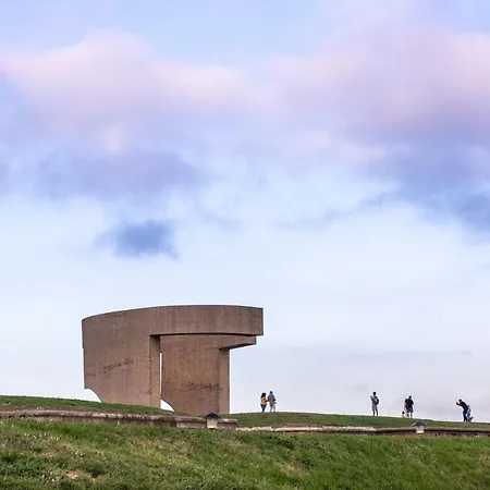 El Amarre - Estilo Nautico En El Puerto Deportivo - Grupo Querbes Gijon
